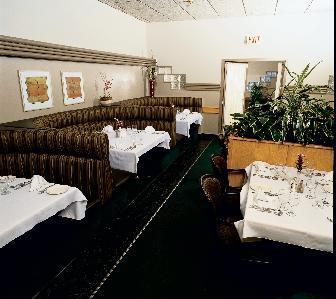 Heritage & Convention Centre - 2* Brooks